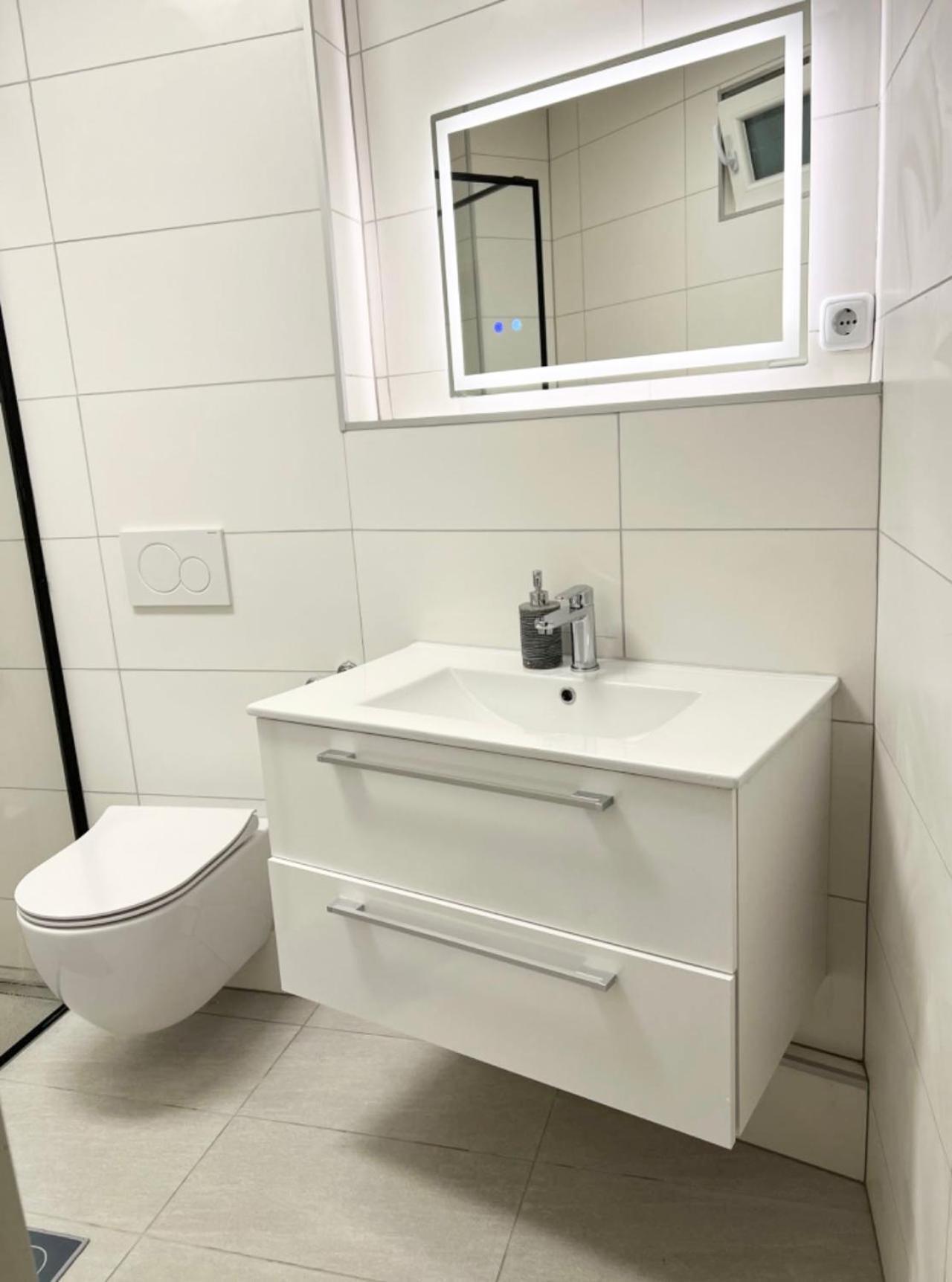Duesseldorf Messe, 2-Bedroom Duplex Apartment With Terrace And Garden Екстер'єр фото